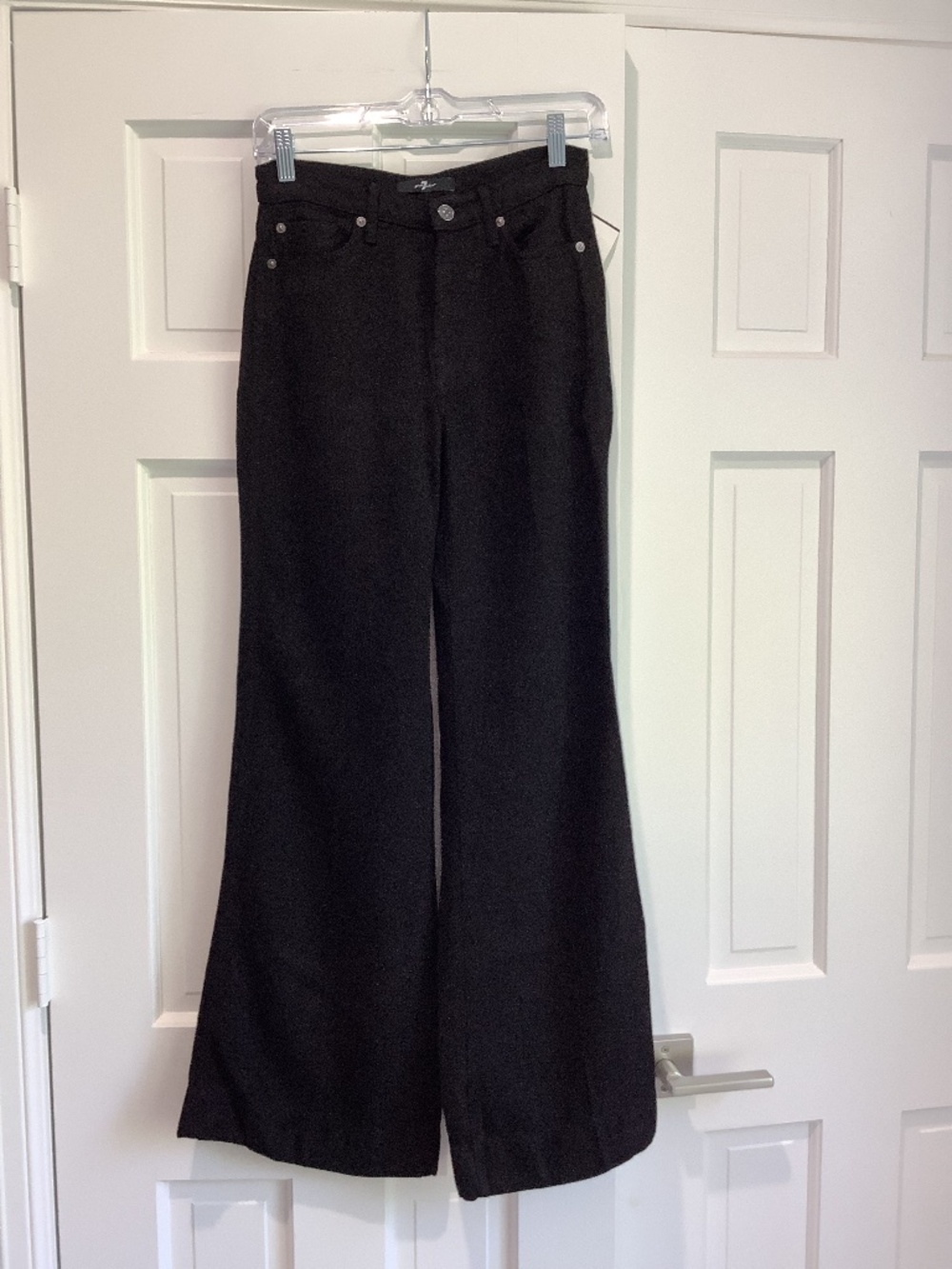 NWT 7 for all mankind pants, 23
